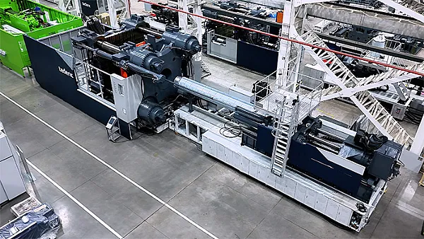 5 500 t machine headed to France